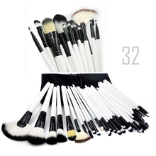 Load image into Gallery viewer, Sculptor 32 Piece High Quality Wooden Makeup Brush Set Vista Shops