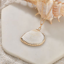 Load image into Gallery viewer, Heartbeats Seashell Necklace Set Of 3 Vista Shops