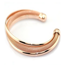 Load image into Gallery viewer, Capri Moon 18 KT Rose Gold Plated Italian Design Mesh Bracelet Vista Shops