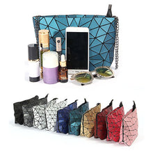 Load image into Gallery viewer, Mozaiki Cocktail Cross Body Purse Vista Shops