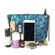 Load image into Gallery viewer, Mozaiki Cocktail Cross Body Purse Vista Shops