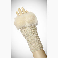 Load image into Gallery viewer, Pretty Warmers - Faux Fur Gloves for Winter Vista Shops